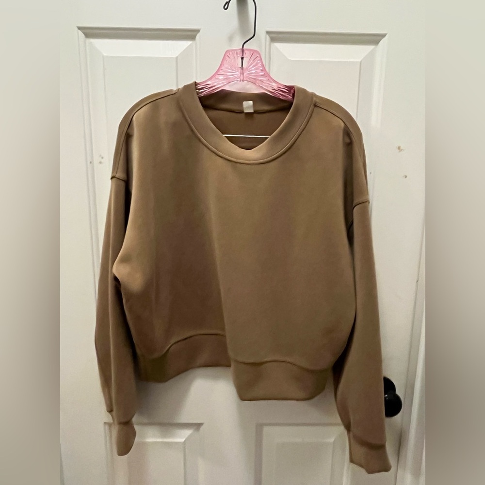 🍋 EUC Lululemon Softstreme Perfectly Oversized Cropped Crew - Allspice - Sz 6
